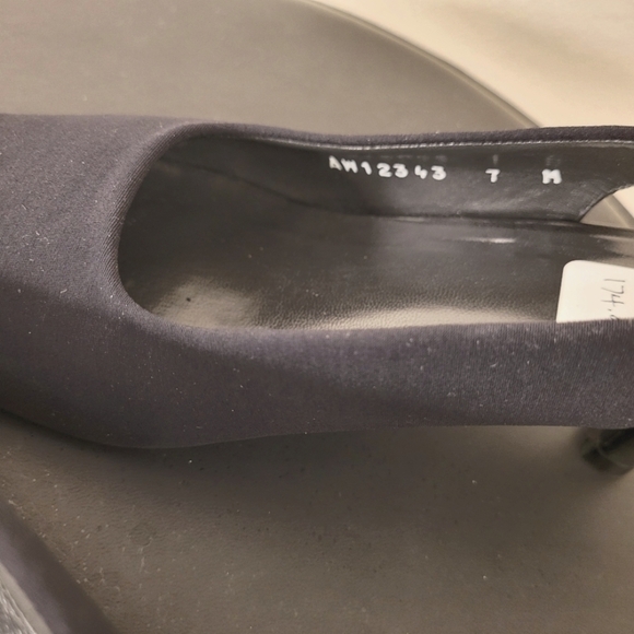 Stuart Weitzman Black Suede Open-Toe Slingback Heels Sz. 7 M - Picture 10 of 12
